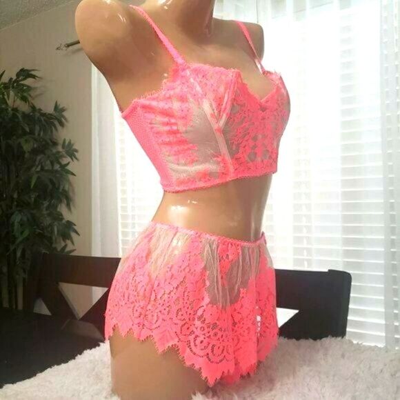 SMALL Victoria's Secret pink boho lace shortie & bralette Set NWT - Picture 3 of 10